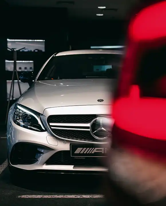 Obraz prezentujący auto w klubie forceTRI